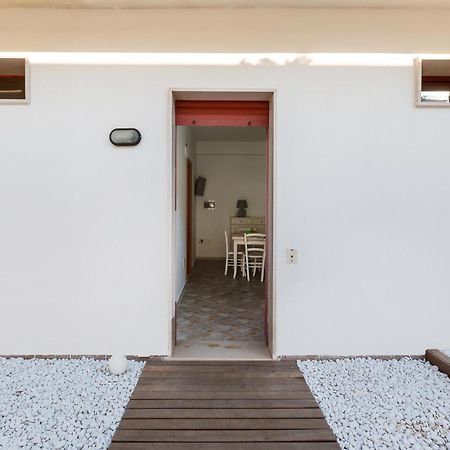 Joy Home Apartments Maruggio Quarto foto