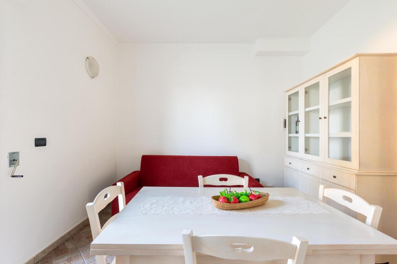 Joy Home Apartments Maruggio Exterior foto